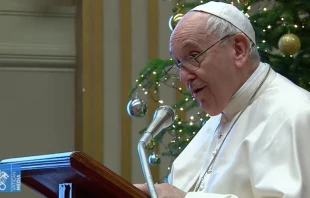 Papa Francisco en el encuentro con la Curia Romana. Foto: Captura Vatican Media 