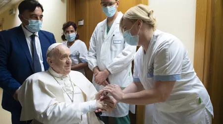 5 mensajes de agradecimiento del Papa Francisco a los enfermeros