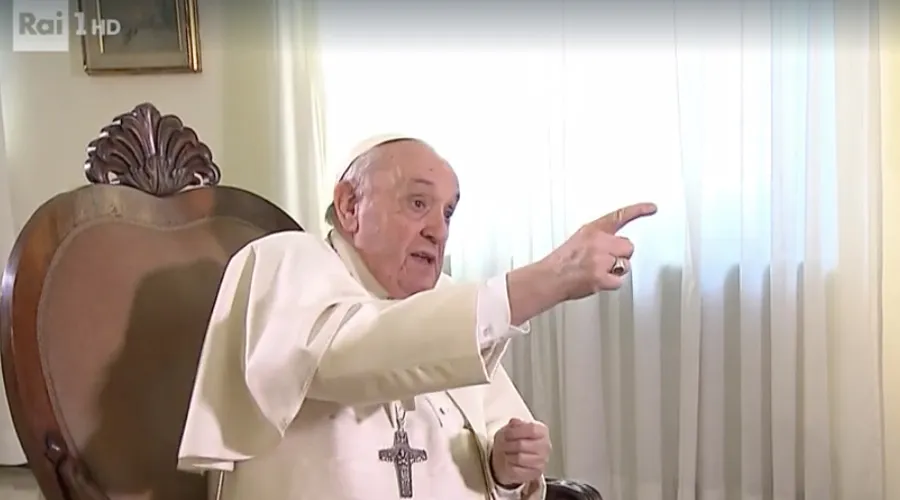 “Hemos olvidado el lenguaje de la paz”, lamenta el Papa en entrevista a televisión