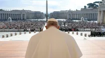 Imagen del Papa Francisco en la Audiencia General. Crédito: Vatican Media