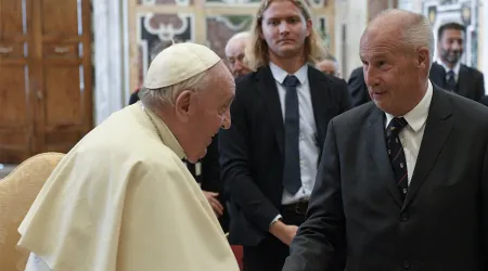 El Papa Francisco invita a ser testigos alegres del Evangelio 