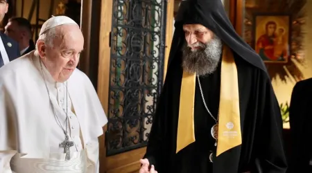 El Papa Francisco reza con la comunidad greco-católica húngara su Gran Letanía por la Paz