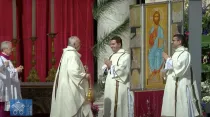 Papa Francisco durante la Misa del Domingo de Pascua. Foto: Captura video