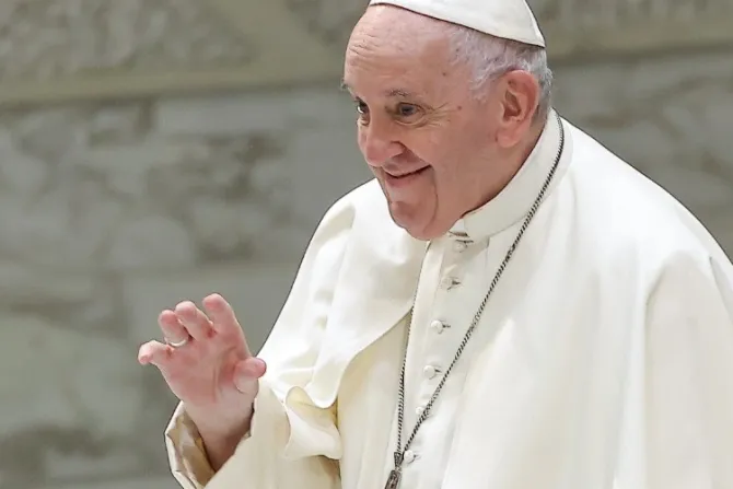 Papa Francisco asegura que “la alianza entre ancianos y niños salvará a la familia humana”