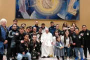 El Papa Francisco destaca la valentía de futbolistas argentinos de talla baja
