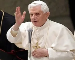 Benedicto XVI pide combatir turismo sexual, tráfico de personas y explotación de menores