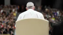 El Papa Francisco durante la Audiencia general. Crédito: Vatican Media.