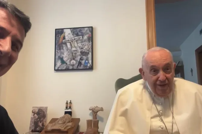 El Papa Francisco, el primer Pontífice en participar en un “directo” de Facebook