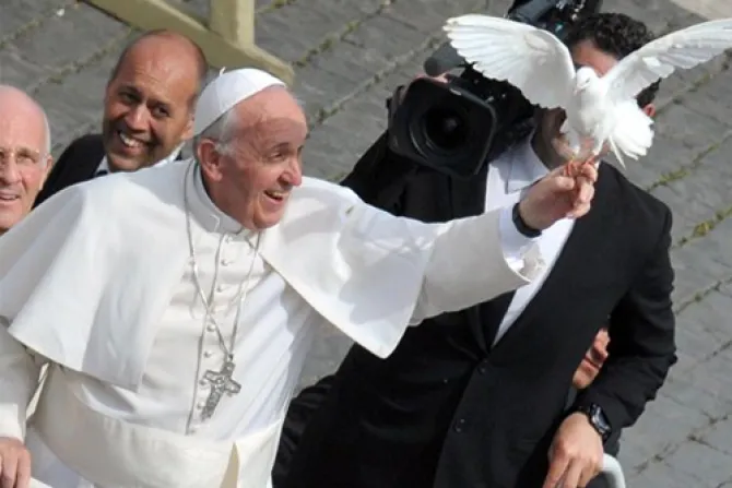 Papa Francisco elige la fraternidad como tema para Jornada Mundial de la Paz 2014