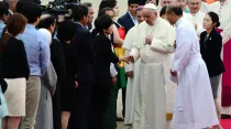 Papa Francisco se encuentra con familiares de víctimas de accidente de ferry. Foto: Comité Preparatorio de la Visita del Papa Francisco a Corea