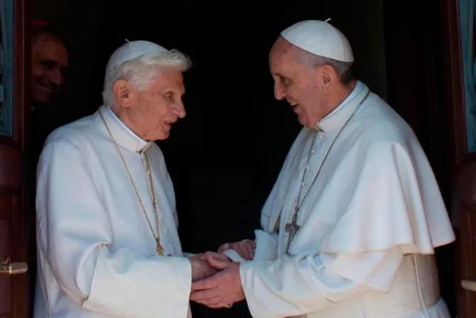 [VIDEO] Papa Francisco rinde homenaje a Benedicto XVI y destaca su gran amor por la verdad