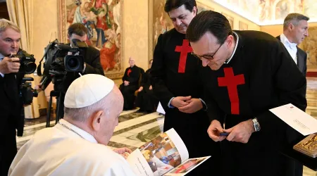 “El bien que se da al que sufre es un don para el mismo Jesús”, afirma el Papa Francisco 