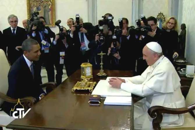 El Papa Francisco recibe a Obama en el Vaticano