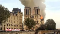Incendio en la Catedral de París. Captura video