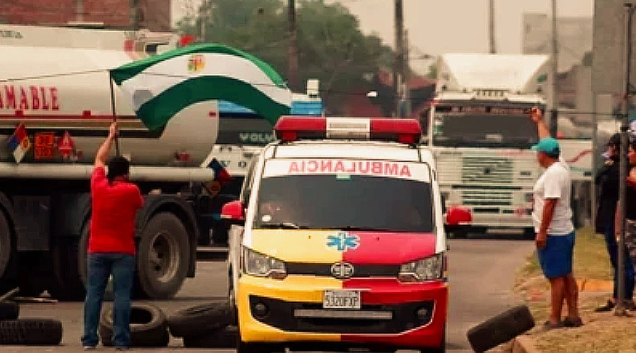 La Delegación Episcopal de Salud de Santa Cruz pide que el bloqueo deje paso a las ambulancias. Crédito: ?w=200&h=150