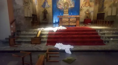 Parroquia católica en Suecia sufre actos vandálicos
