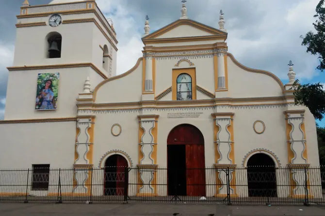 Profanan imágenes y roban iglesia en Nicaragua
