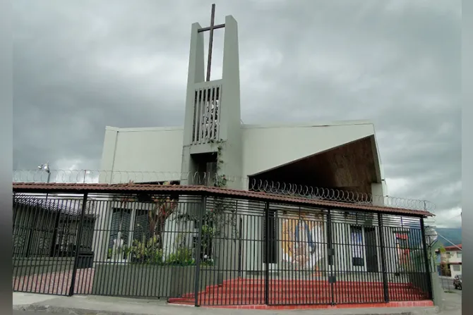 Costa Rica: Roban casa parroquial y amenazan con puñal a sacerdote