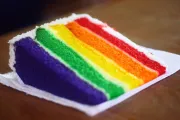 Corte Europea de DDHH falla contra “pastel gay” y a favor de cristianos