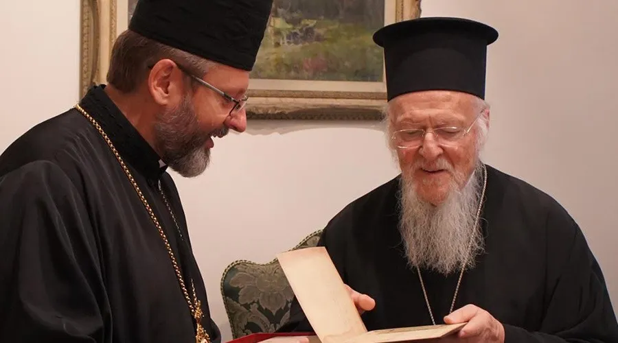 Su Beatitud Shevchuk y el Patriarca Bartolomé. Foto: Iglesia greco-católica de Ucrania