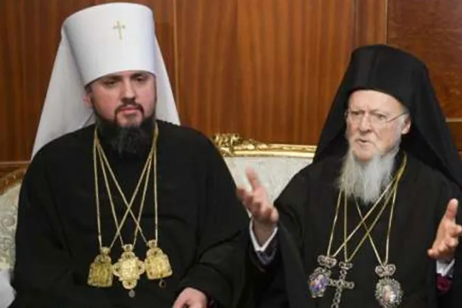 Patriarcado Ecuménico reconoce independencia de la Iglesia Ortodoxa de Ucrania