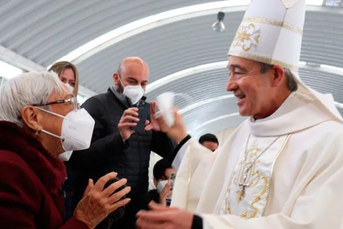 Ex autoridad del Vaticano inicia su misión como Arzobispo en México alentando a la santidad