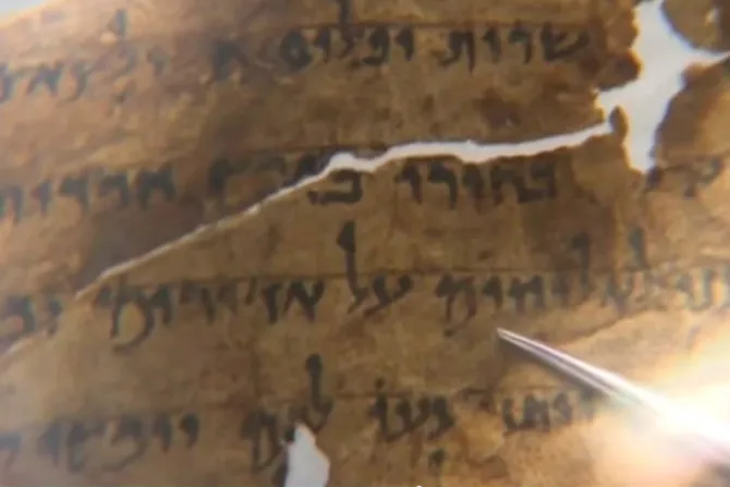 Descifran texto bíblico de un manuscrito con 1500 años de antigüedad