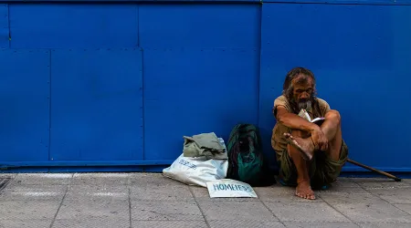 Arzobispo anima a ser parte del Año de las personas sin hogar