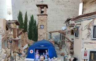Un pesebre que recuerda el terremoto en Amatrice. Foto: Mercedes De La Torre / ACI Prensa 