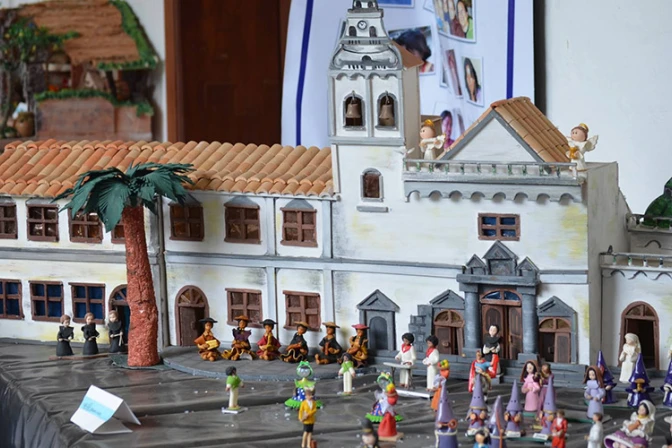 Exponen más de 70 nacimientos en convento de Santo Domingo en Ecuador