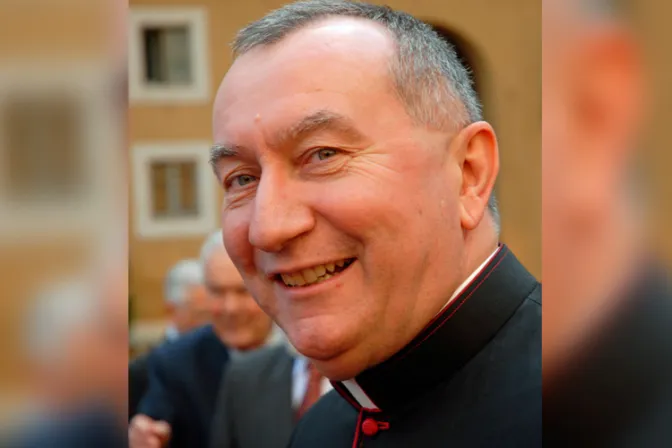 Ningún problema por más fuerte que sea puede ahuyentar a la esperanza, afirma Cardenal Parolin