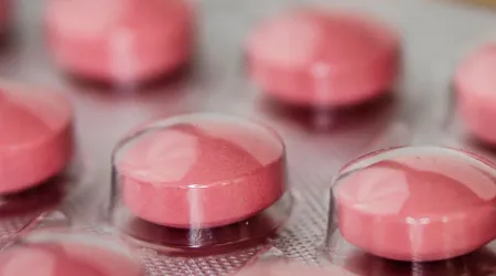 Distribuir píldoras abortivas por correo es un grave peligro para mujeres, alertan providas