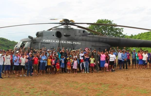 Ayuda entregada al poblado de Chapangos, provincia de Sullana (Piura, Peru00fa). Cru00e9dito: Arzobispado de Piura 