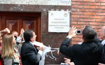 La placa colocada en abril de 2013 en la casa del Papa Francisco en Buenos Aires (Foto Walter Su00e1nchez Silva / ACI Prensa)