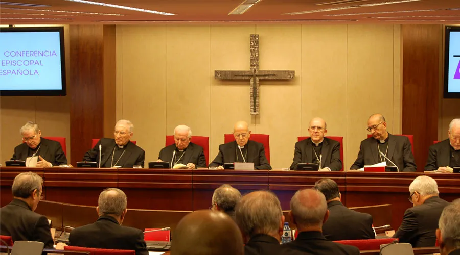 Los Obispos españoles reunidos en su Asamblea Plenaria. Foto: Conferencia Episcopal Española (CC BY-SA 2.0)?w=200&h=150