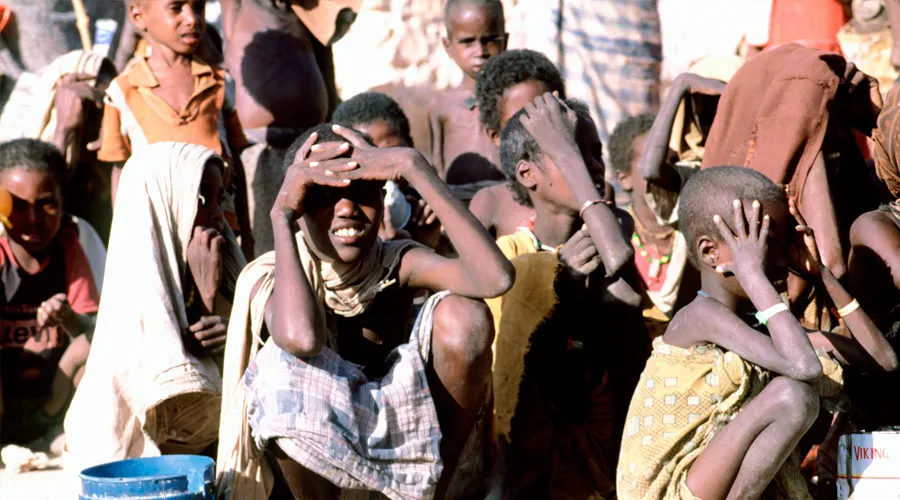 Pobreza en África. Foto: Wikipedia / Ssgt Charles Reger / Dominio Público?w=200&h=150