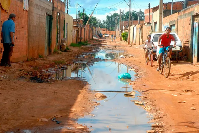 Manos Unidas denuncia la pobreza que viven millones de personas en Brasil