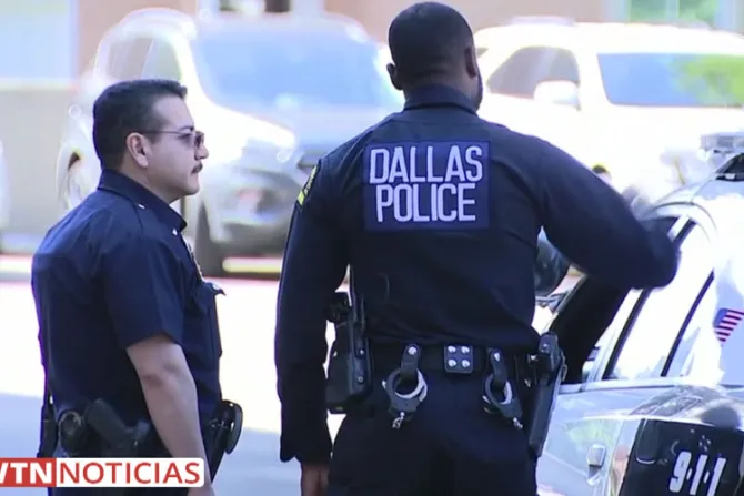 Policía y FBI allanan diócesis de Dallas por casos de abusos en Estados Unidos