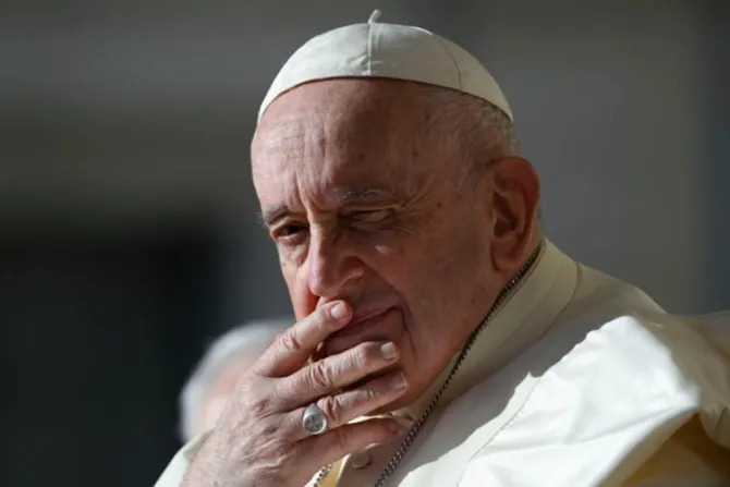 El Papa Francisco pide rezar por los enfermos de Alzheimer