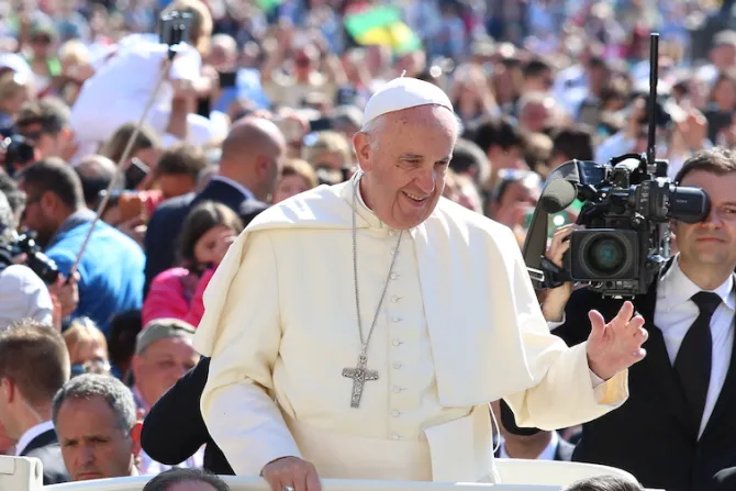 ¿Por qué es bueno orar? El Papa Francisco hace una advertencia para quien no reza