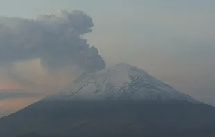 Imagen del volcán Popocatépetl este 24 de mayo. Crédito: Centro Nacional de Prevención de Desastres (CENAPRED) del Gobierno de México. 
