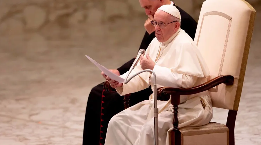 Papa Francisco invita a huir de la hipocresía y pide ser cristianos coherentes y sin falsedad
