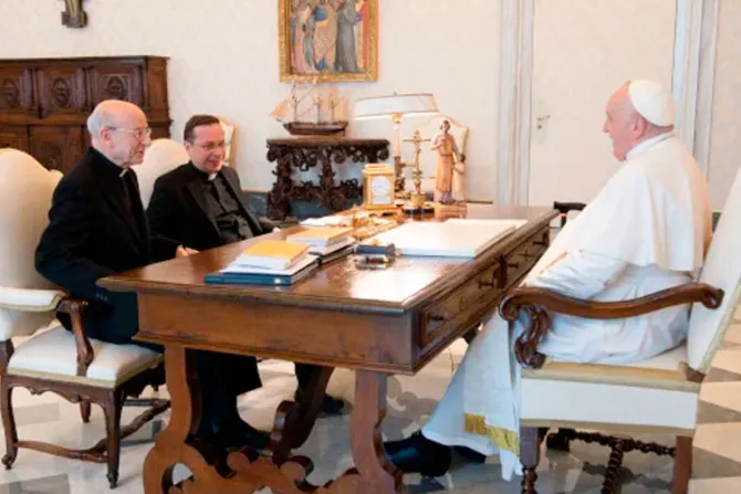 Papa Francisco recibe al Prelado del Opus Dei: Estos fueron los temas tratados