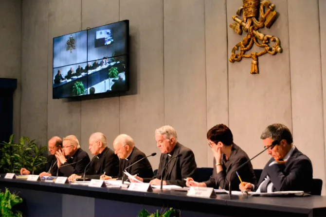 Vaticano presenta “Instrumentum laboris” para el Sínodo sobre la Familia
