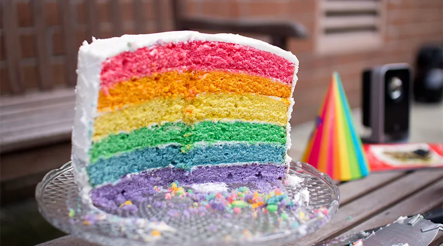 Caso de panadero que rechazó hacer torta para boda gay divide a justicia en Estados Unidos