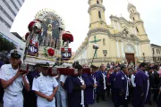 Perú: Arzobispo pide abrir el corazón al Señor de los Milagros frente a crisis política
