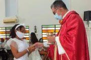 Niña que recibió milagro de beatificación de José Gregorio Hernández hizo Primera Comunión