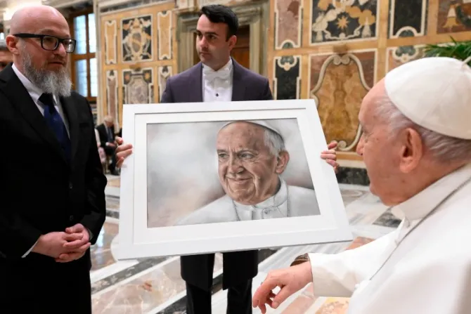 Papa Francisco: Todo lo que poseemos es un don de Dios