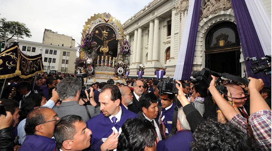 Procesión del Señor de los Milagros / Flickr del Congreso de la República del Perú (CC-BY-2.0) ?w=200&h=150