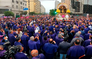 Procesiu00f3n del Seu00f1or de los Milagros. Cru00e9dito: Cortesu00eda Eduardo Berdejo. 